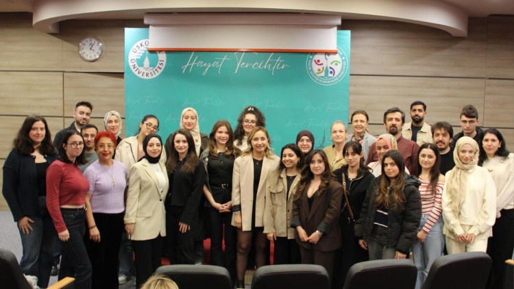 Genç İletişimciler sektörle buluştu