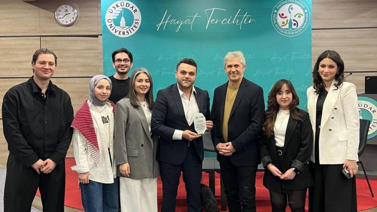 GLOOB ekibi Üsküdar İletişim’de öğrencilerle buluştu