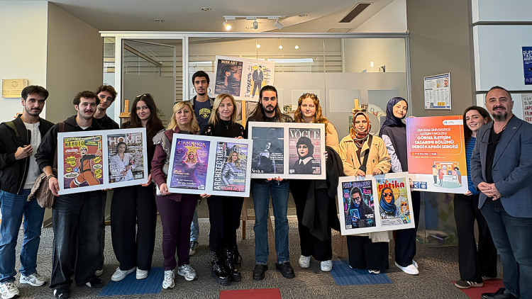 Görsel İletişim Tasarımı öğrencilerinin dergi kapağı tasarımları sergilendi