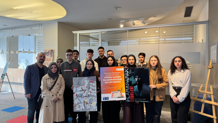 Görsel İletişim Tasarımı öğrencilerinin takvim tasarımları sergilendi
