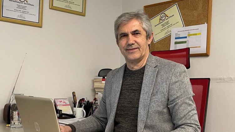 Prof. Dr. Süleyman İrvan: "Medya şiddet haberlerini sorumlu biçimde vermek zorunda"