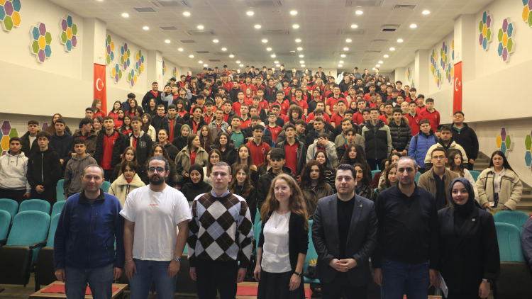 Sancaktepe’de “Kariyerine Yön Ver” buluşması gerçekleşti