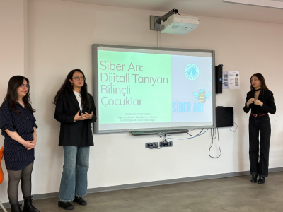 Halkla İlişkiler ve Tanıtım öğrencilerinin mezuniyet proje sunumları gerçekleşti.