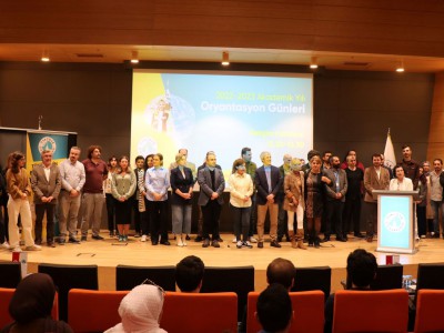 Üsküdar Üniversitesi İletişim Fakültesi 2022-2023 Akademik Yılı Oryantasyon Programı, Nermin Tarhan Konferans Salonu’nda gerçekleştirildi.