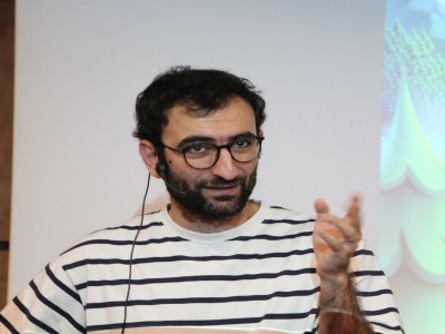 Üsküdar Üniversitesi İletişim Fakültesi Çizgi Film ve Animasyon Bölümü tarafından düzenlenen etkinliğe İllustratör Onur Karadağ konuk oldu.