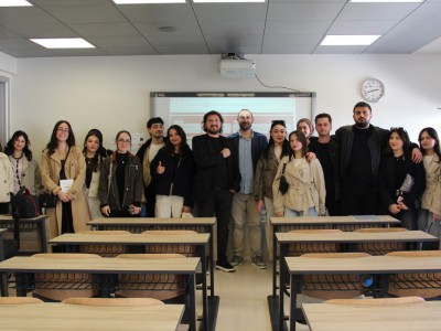 Marka İletişimi dersinde Abdullah Murathan sektör deneyimlerini paylaştı