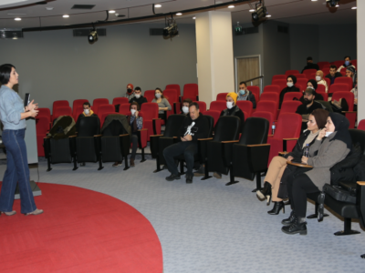 Haber Global’in muhabiri Ela Sezen Üsküdar İletişim öğrencileriyle bir araya geldi.