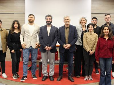 Podcast yayıncılığı konuşuldu

 

Üsküdar Üniversitesi İletişim Fakültesi Yeni Medya ve İletişim Bölümü ile Gazetecilik