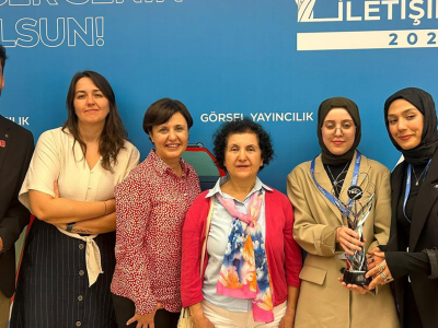 Haber Üsküdar

Türkiye Radyo Televizyon Kurumu (TRT) tarafından bu yıl onuncusu düzenlenen TRT Geleceğin İletişimcileri Yarışması’nda