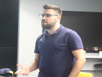 Üsküdar Üniversitesi Güney Yerleşke ’de bulunan TV Eğitim Stüdyosu’nda gerçekleştirilen, moderatörlüğünü Üsküdar Üniversitesi İl