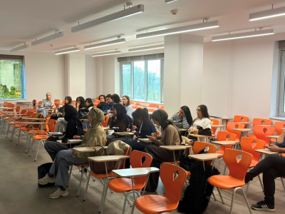 Öğrencilere proje süreçlerine ilişkin bilgiler aktarıldı.