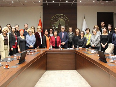 Üsküdar Üniversitesi İletişim Fakültesi Halkla İlişkiler ve Tanıtım bölümü ile Radyo, Televizyon ve Sinema bölümü akreditasyon sürecinde.