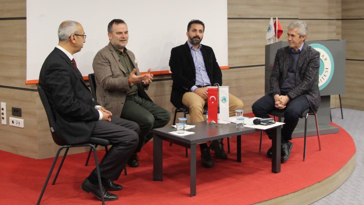 Üsküdar İletişim'de 10 Ocak Gazeteciler Günü paneli düzenlendi