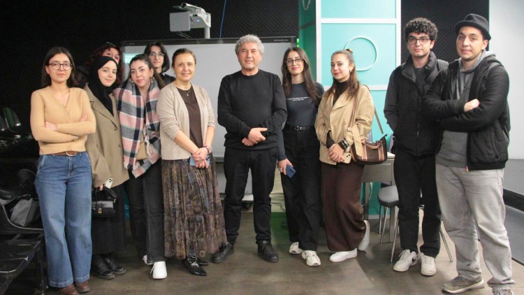 Üsküdar İletişim'deki söyleşide yayıncılıkta yeni yaklaşımlar anlatıldı